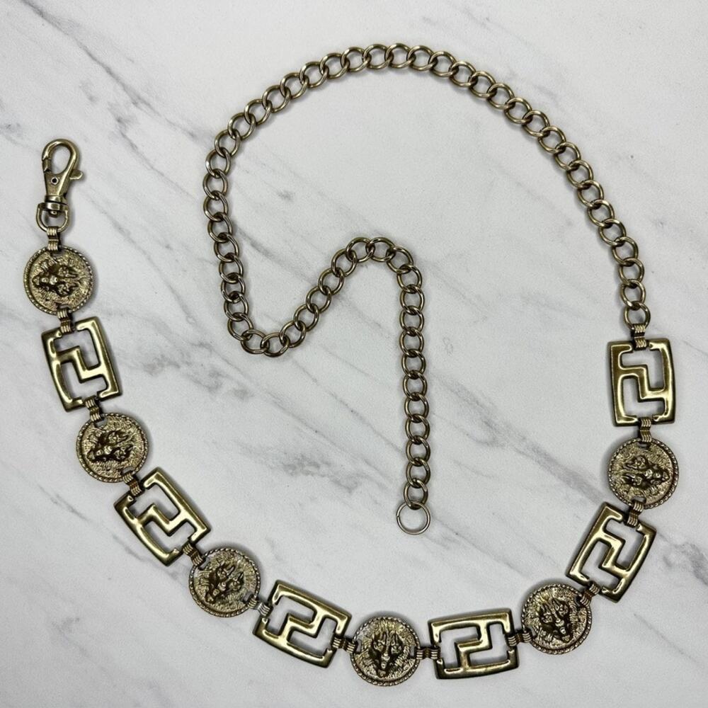Vintage Gold Lion Head Greek Key Medallion Chain Link Belt Small/Medium (S/M) ✨